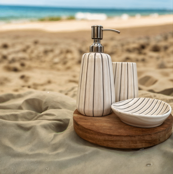 Soap Dispenser Set - 3 Pieces - Image 7